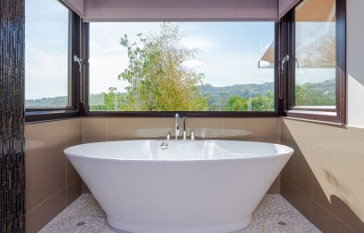 Reventa - House - Detached Villa - Marbella - Nueva Andalucia