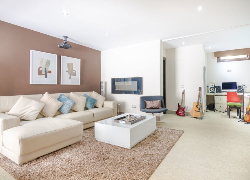 Reventa - House - Detached Villa - Marbella - Nueva Andalucia