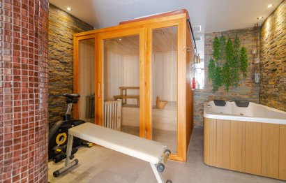 Reventa - House - Detached Villa - Marbella - Nueva Andalucia