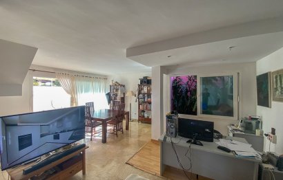 Resale - House - Townhouse - Marbella - Nueva Andalucia