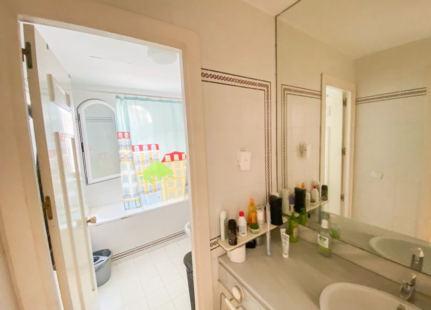 Resale - House - Townhouse - Marbella - Nueva Andalucia