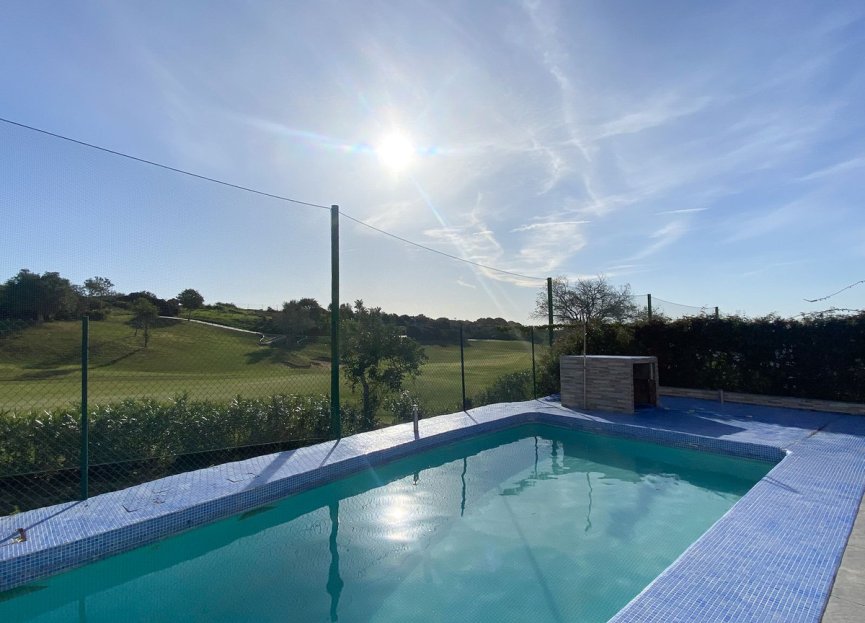 Resale - House - Semi-Detached House - Estepona - Estepona Centro