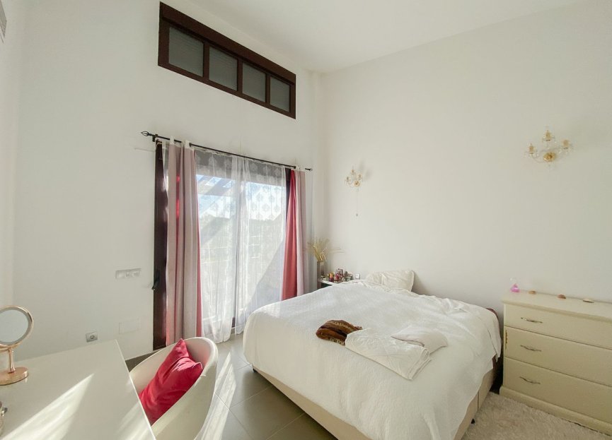 Resale - House - Semi-Detached House - Estepona - Estepona Centro