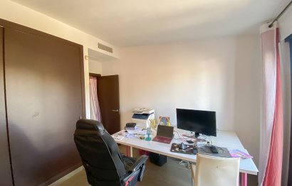 Resale - House - Semi-Detached House - Estepona - Estepona Centro