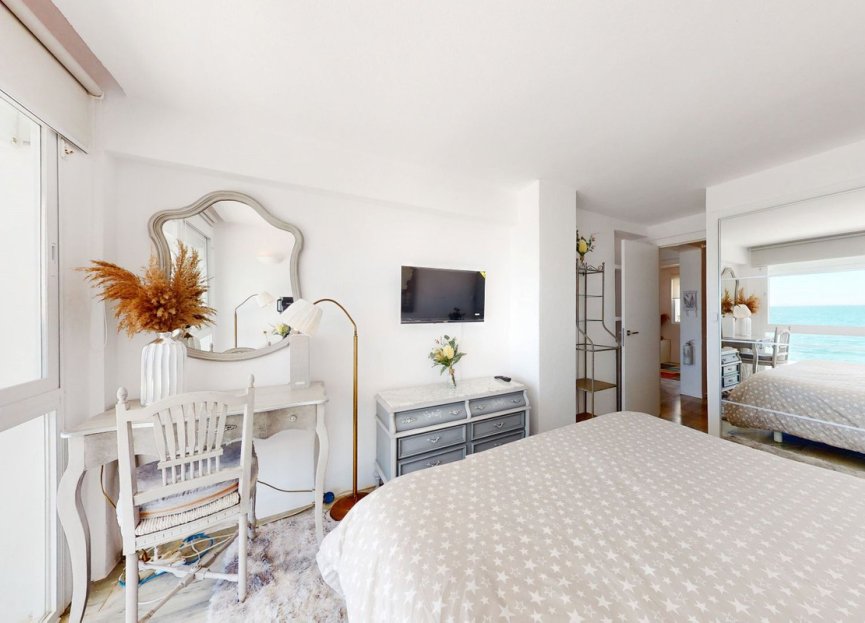 Resale - Apartment - Duplex - Estepona - Estepona Centro