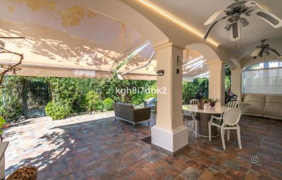 Resale - House - Detached Villa - Estepona - Estepona Centro
