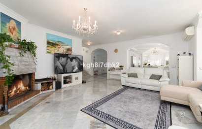 Resale - House - Detached Villa - Estepona - Estepona Centro