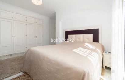 Resale - House - Detached Villa - Estepona - Estepona Centro