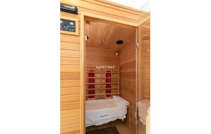 Resale - House - Detached Villa - Estepona - Estepona Centro