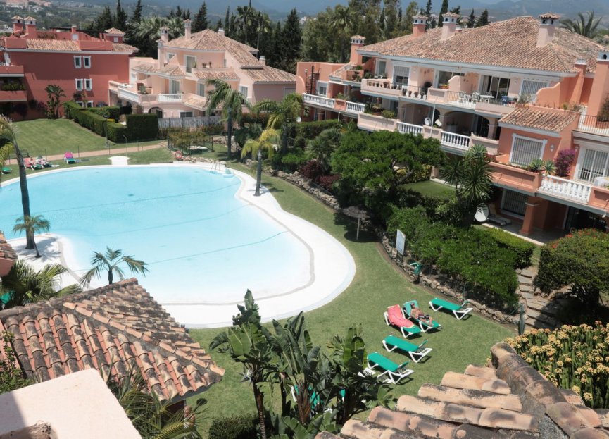 Resale - Apartment - Top Floor Apartment - Estepona - New Golden Mile