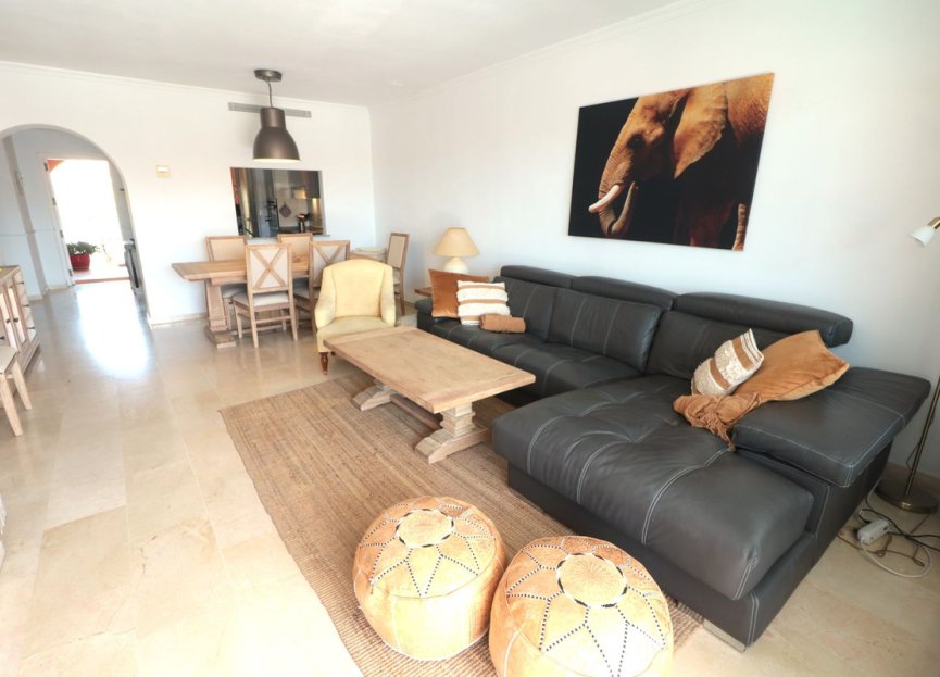 Resale - Apartment - Top Floor Apartment - Estepona - New Golden Mile
