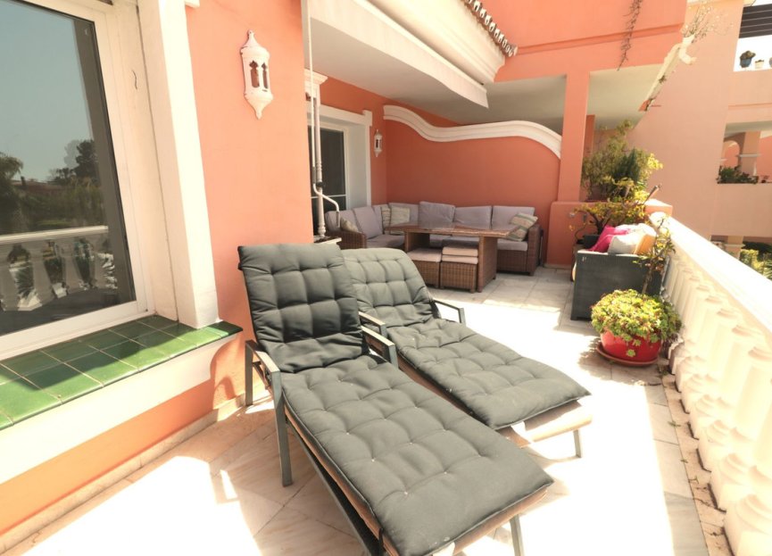 Resale - Apartment - Top Floor Apartment - Estepona - New Golden Mile