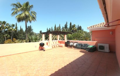 Resale - Apartment - Top Floor Apartment - Estepona - New Golden Mile