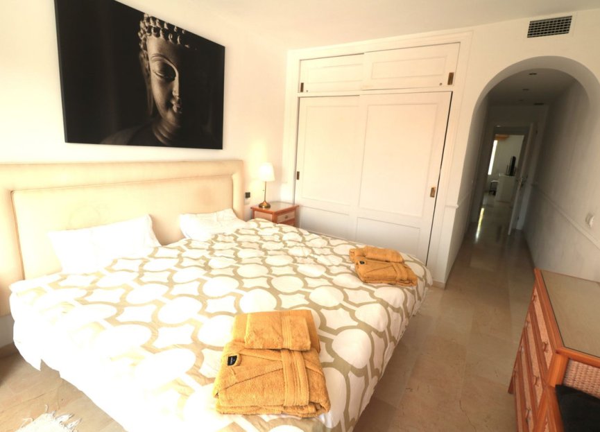 Resale - Apartment - Top Floor Apartment - Estepona - New Golden Mile