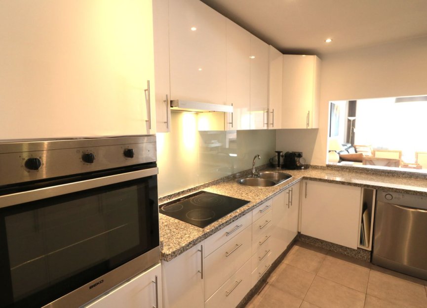 Resale - Apartment - Top Floor Apartment - Estepona - New Golden Mile