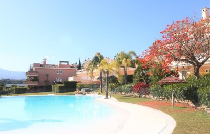 Resale - Apartment - Top Floor Apartment - Estepona - New Golden Mile