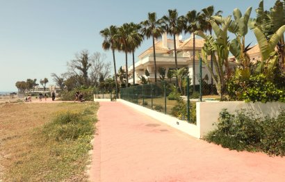 Resale - Apartment - Top Floor Apartment - Estepona - New Golden Mile