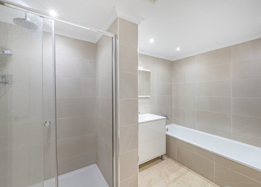 Resale - Ground floor apartment - Marbella - The Golden Mile