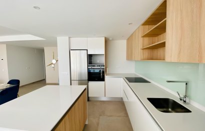 Resale - Ground floor apartment - Estepona - Cancelada