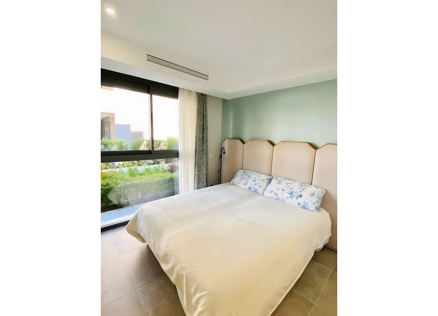 Resale - Ground floor apartment - Estepona - Cancelada