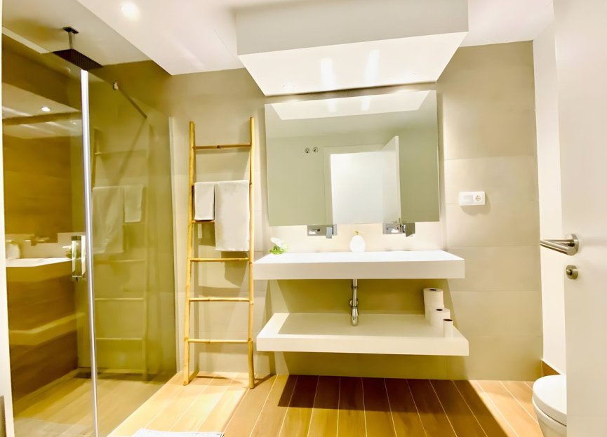 Resale - Ground floor apartment - Estepona - Cancelada