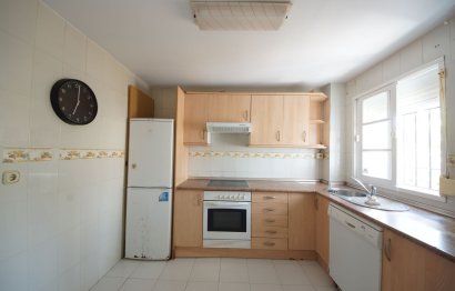 Resale - Ground floor apartment - Estepona - Estepona Centro