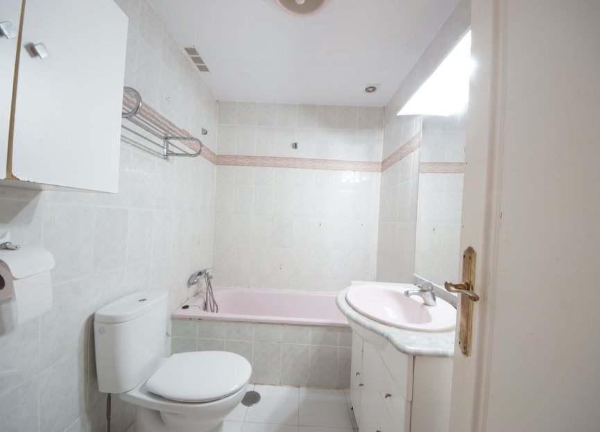 Resale - Ground floor apartment - Estepona - Estepona Centro