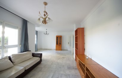Resale - Ground floor apartment - Estepona - Estepona Centro