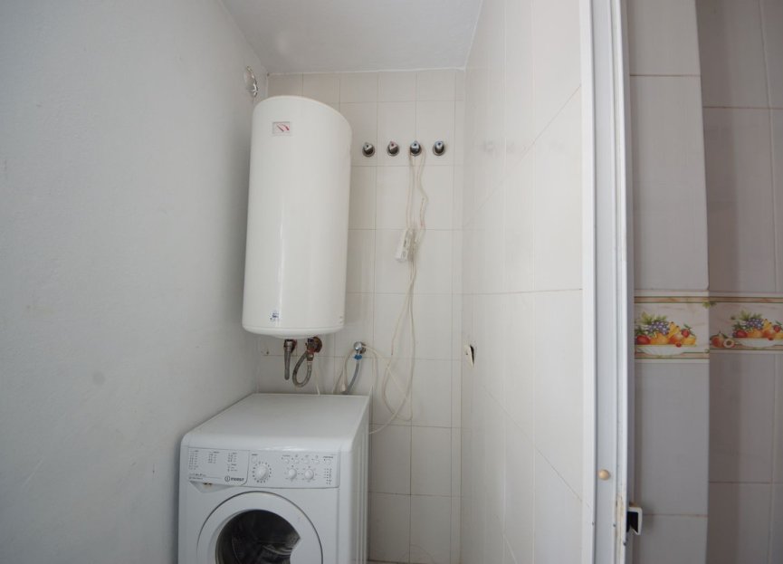 Resale - Ground floor apartment - Estepona - Estepona Centro