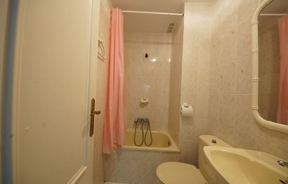 Resale - Ground floor apartment - Estepona - Estepona Centro