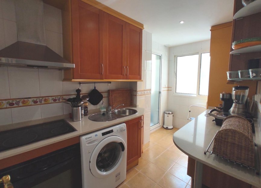 Resale - Apartment - Middle Floor Apartment - Marbella - Marbella Centro