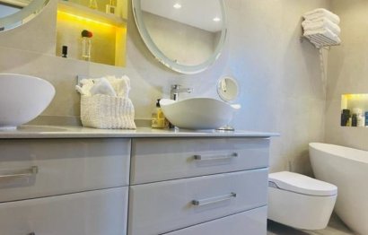 Reventa - Apartment - Middle Floor Apartment - Estepona - Estepona Centro