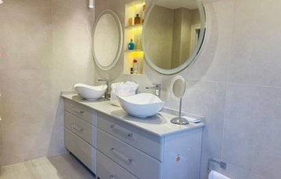 Reventa - Apartment - Middle Floor Apartment - Estepona - Estepona Centro