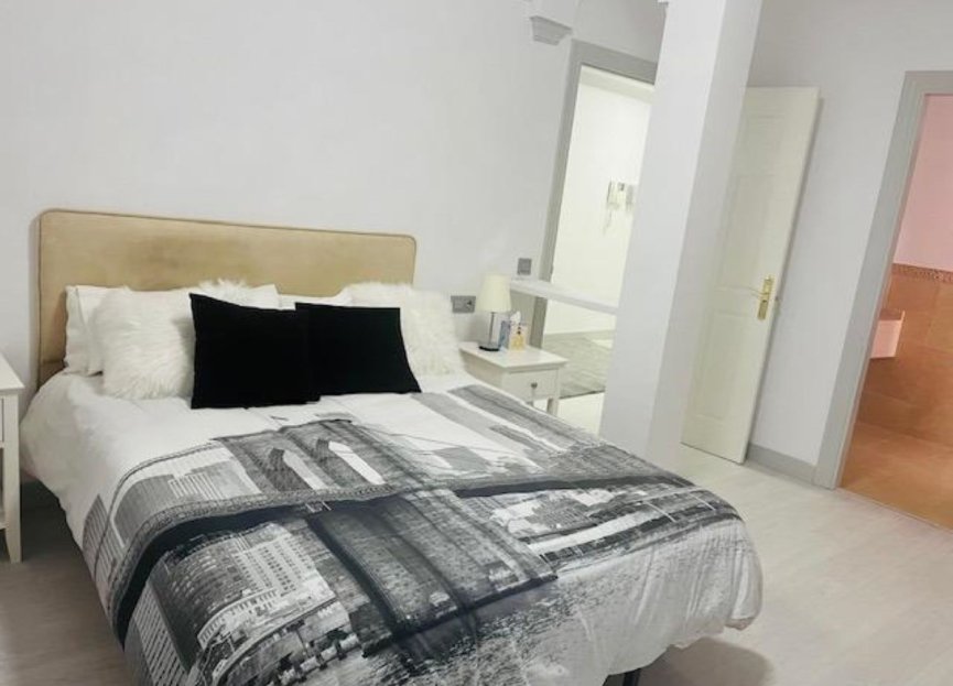 Reventa - Apartment - Middle Floor Apartment - Estepona - Estepona Centro