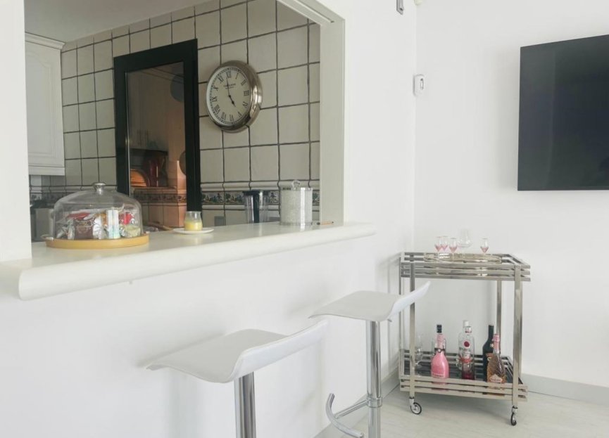 Reventa - Apartment - Middle Floor Apartment - Estepona - Estepona Centro