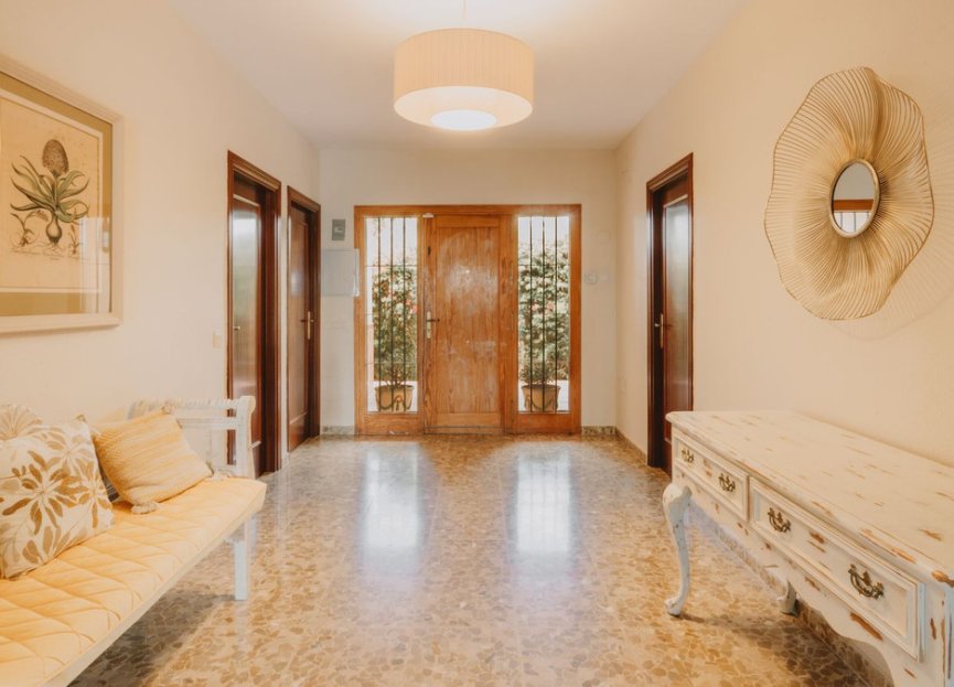 Resale - House - Detached Villa - Marbella - Marbella Centro