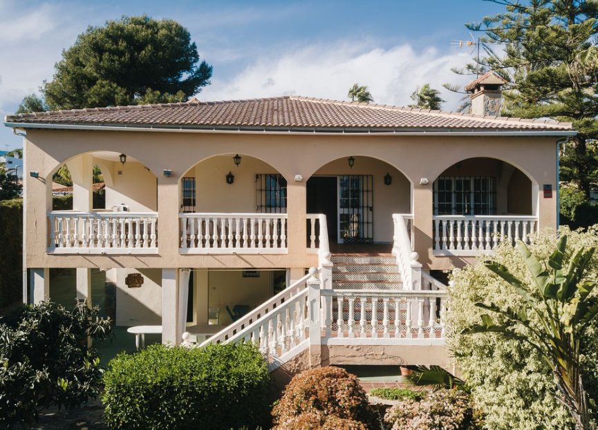 Resale - House - Detached Villa - Marbella - Marbella Centro