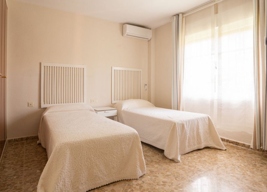 Resale - House - Detached Villa - Marbella - Marbella Centro