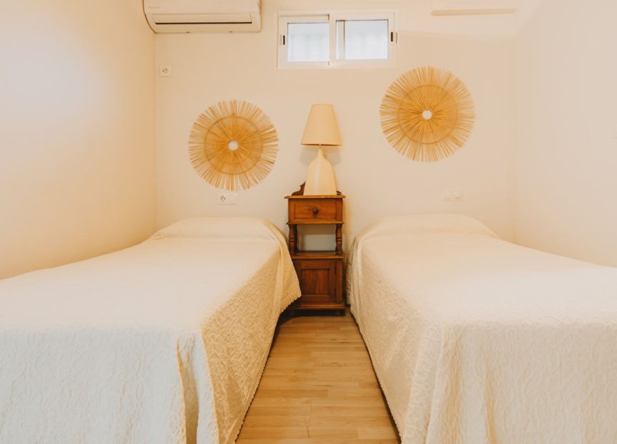 Resale - House - Detached Villa - Marbella - Marbella Centro