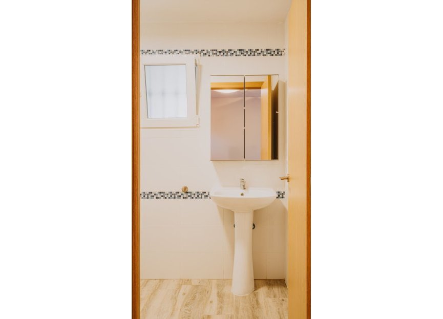 Resale - House - Detached Villa - Marbella - Marbella Centro