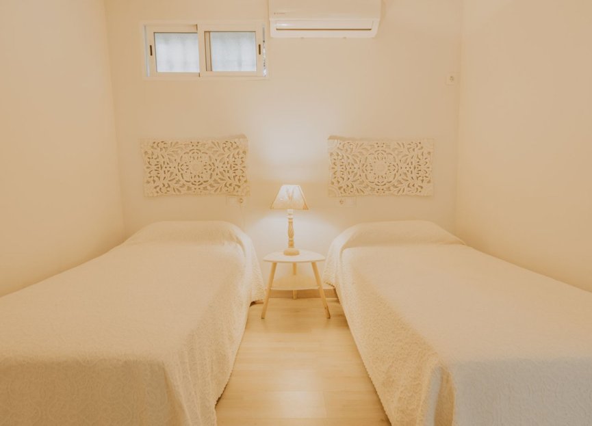 Resale - House - Detached Villa - Marbella - Marbella Centro