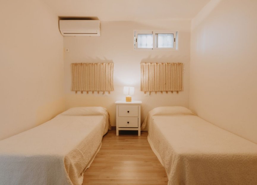 Resale - House - Detached Villa - Marbella - Marbella Centro