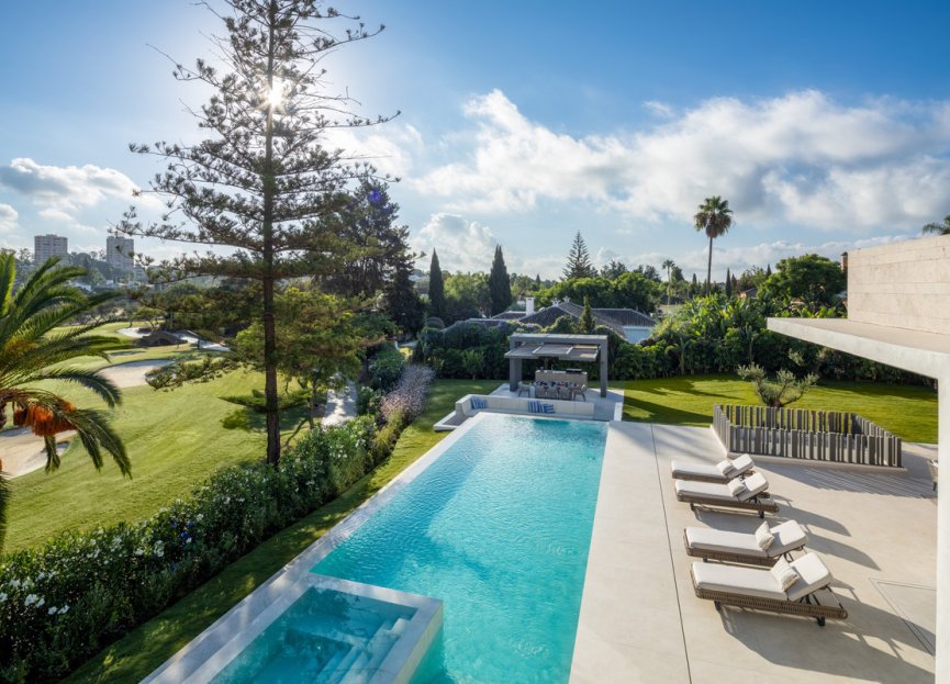 Reventa - House - Detached Villa - Marbella - Nueva Andalucia