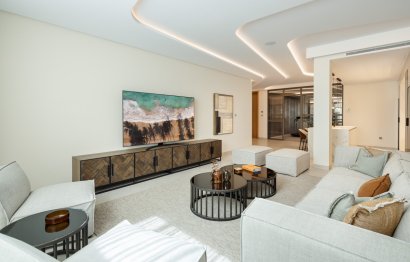 Reventa - House - Detached Villa - Marbella - Nueva Andalucia