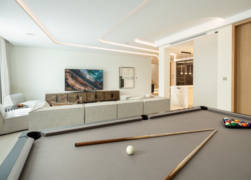 Reventa - House - Detached Villa - Marbella - Nueva Andalucia