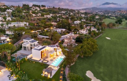 Reventa - House - Detached Villa - Marbella - Nueva Andalucia