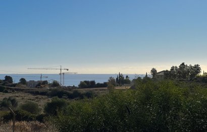 Resale - House - Detached Villa - Estepona - Estepona Centro