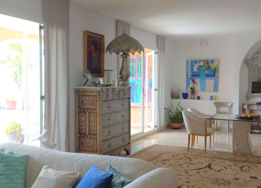 Resale - Ground floor apartment - Estepona - Estepona Centro