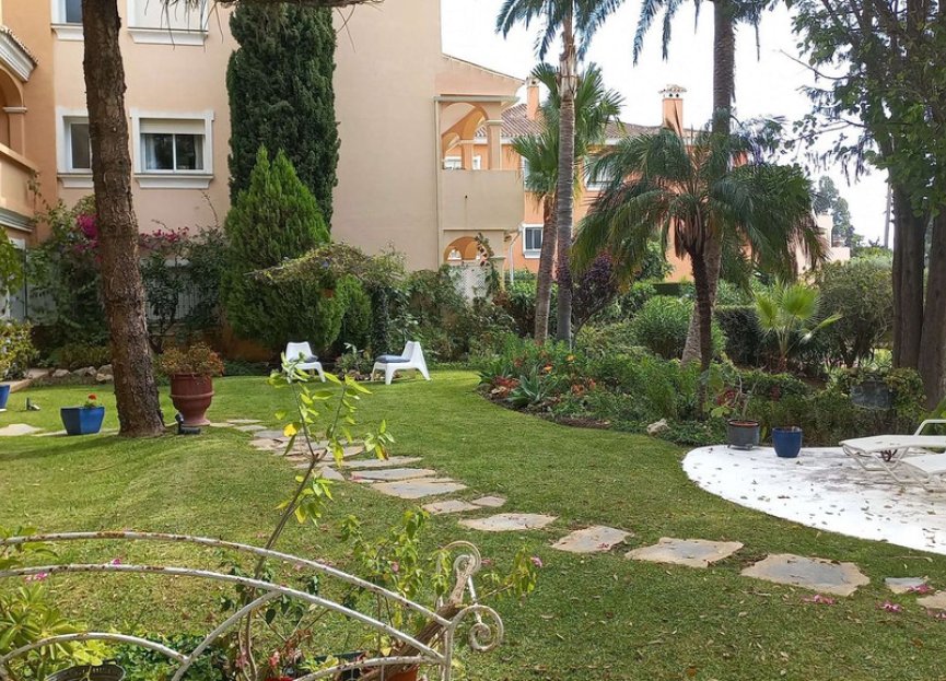Resale - Ground floor apartment - Estepona - Estepona Centro