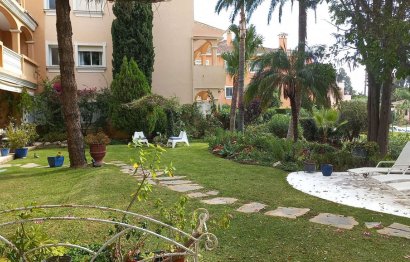 Resale - Ground floor apartment - Estepona - Estepona Centro